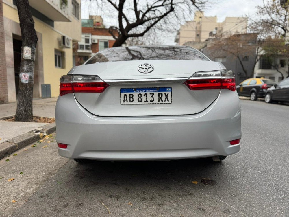 Toyota Corolla 1.8 XLI Cvt — foto 3